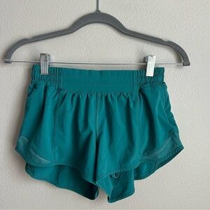 Lululemon 2.5 Hotty Hot Shorts